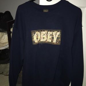 Obey sweater